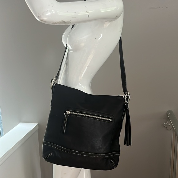 Coach Smooth Black Leather D06S-1414 Large Shoulder Crossbody Bag - Picture 2 of 12